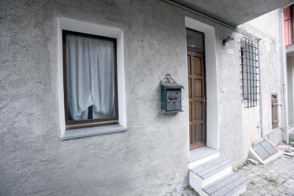 Maison Cassius Issogne Zewnętrze zdjęcie