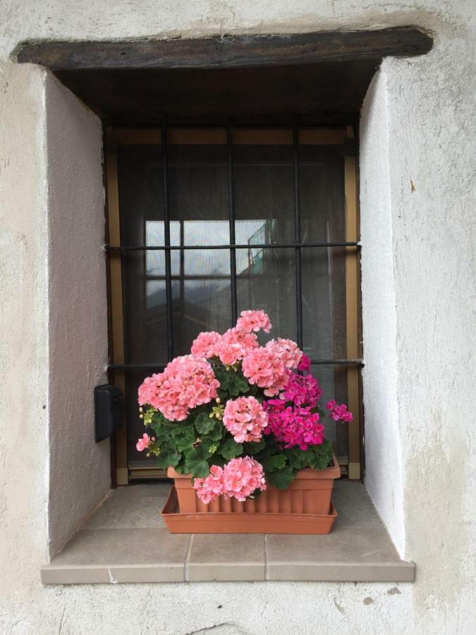 Maison Cassius Issogne Zewnętrze zdjęcie