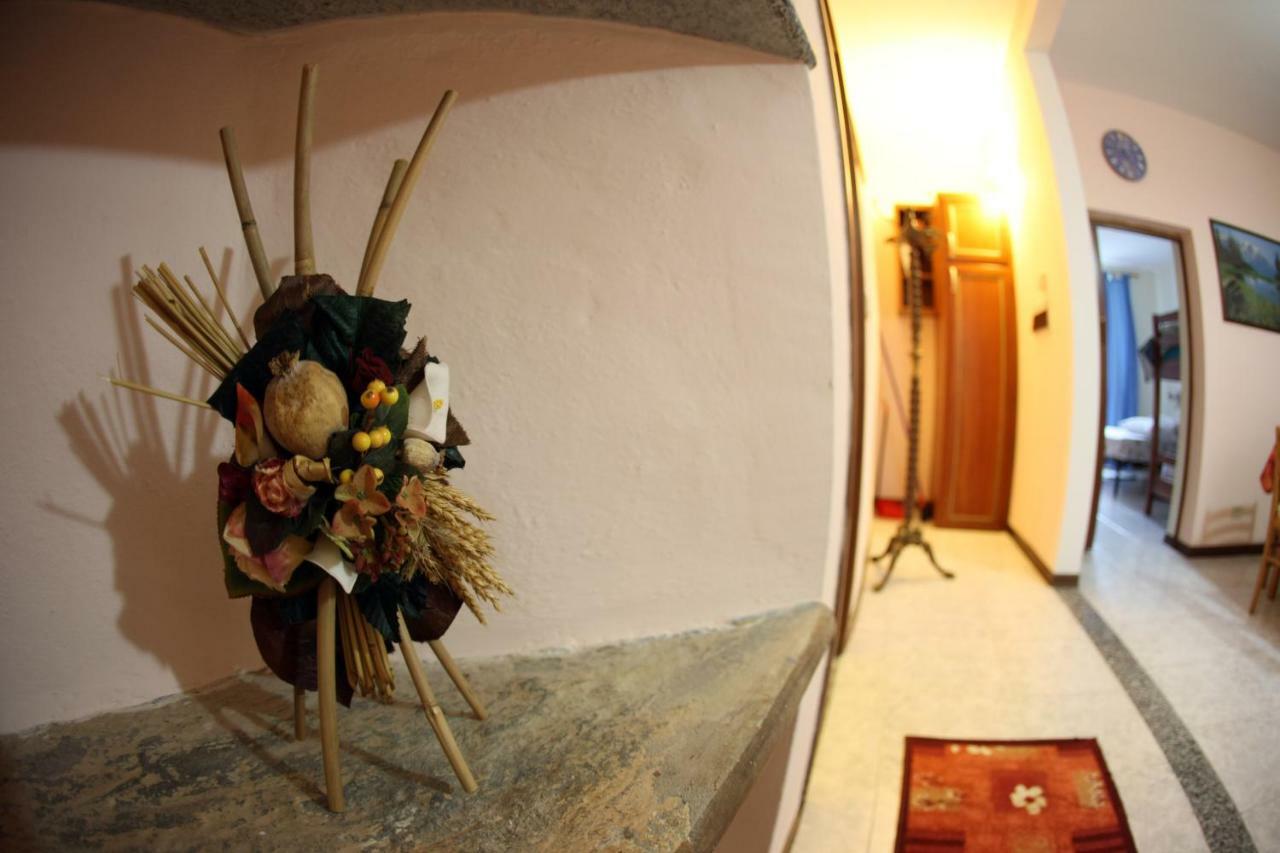 Maison Cassius Issogne Zewnętrze zdjęcie
